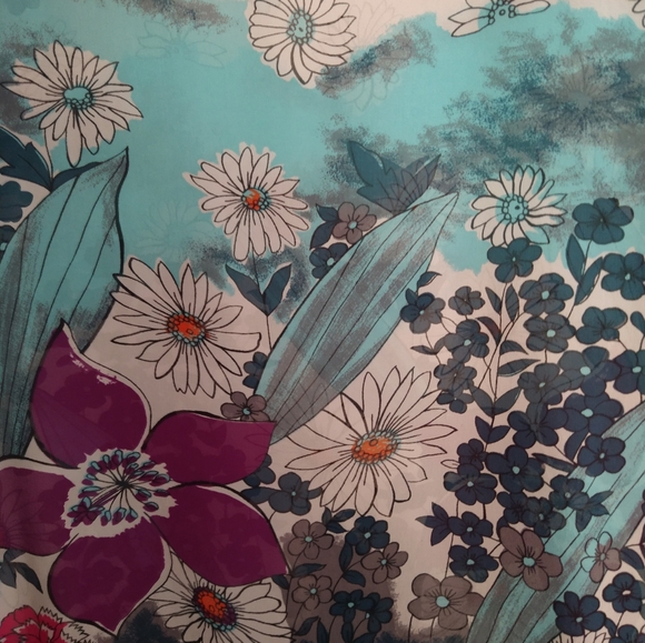 Coldwater Creek Floral Silk Tunic Size Small - Picture 3 of 9